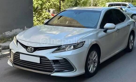 Buy Used Toyota Camry White Car in Bhadrapur in Mechi Buy Used Toyota Camry White Car in Bhadrapur in Mechi