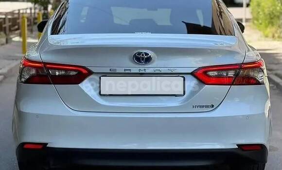 Buy Used Toyota Camry White Car in Bhadrapur in Mechi Buy Used Toyota Camry White Car in Bhadrapur in Mechi
