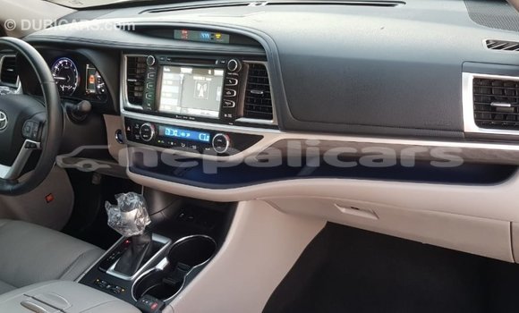 Buy Import Toyota Highlander Other Car in Import - Dubai in Bagmati Buy Import Toyota Highlander Other Car in Import - Dubai in Bagmati