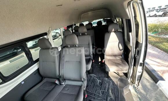 Buy Used Toyota Hiace White Car in Bhadrapur in Mechi Buy Used Toyota Hiace White Car in Bhadrapur in Mechi