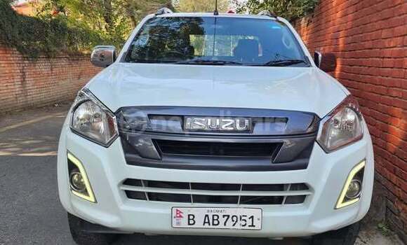 Buy Used Isuzu Hi lander Other Car in Kathmandu in Bagmati
