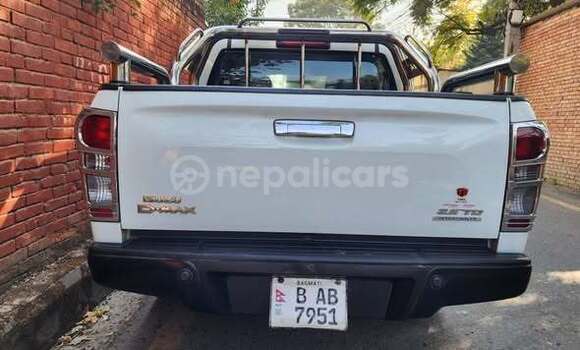 Buy Used Isuzu Hi lander Other Car in Kathmandu in Bagmati Buy Used Isuzu Hi lander Other Car in Kathmandu in Bagmati