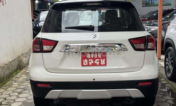 Buy Used Suzuki Brezza White Car in Kamalamai in Janakpur Buy Used Suzuki Brezza White Car in Kamalamai in Janakpur