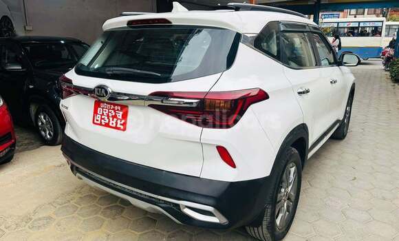 Buy Used Kia Seltos White Car in Kathmandu metro 13 - kalimati area in Bagmati province Buy Used Kia Seltos White Car in Kathmandu metro 13 - kalimati area in Bagmati province