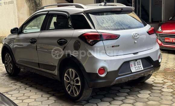 Buy Used Hyundai i20 Grey Car in Kathmandu metro 13 - kalimati area in Bagmati province Buy Used Hyundai i20 Grey Car in Kathmandu metro 13 - kalimati area in Bagmati province