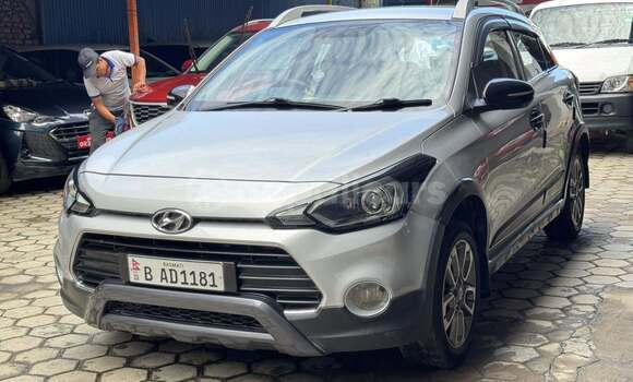 Buy Used Hyundai i20 Grey Car in Kathmandu metro 13 - kalimati area in Bagmati province Buy Used Hyundai i20 Grey Car in Kathmandu metro 13 - kalimati area in Bagmati province
