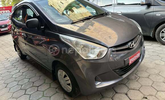 Buy Used Hyundai EON Grey Car in Kathmandu metro 13 - kalimati area in Bagmati province