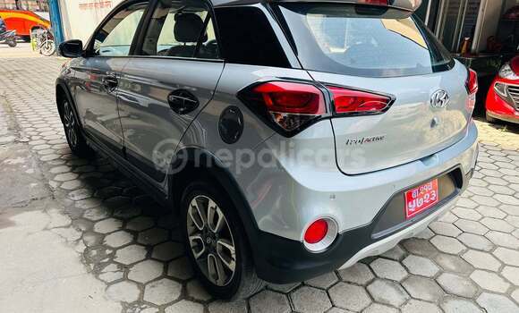 Buy Used Hyundai i20 Grey Car in Kathmandu metro 13 - kalimati area in Bagmati province Buy Used Hyundai i20 Grey Car in Kathmandu metro 13 - kalimati area in Bagmati province