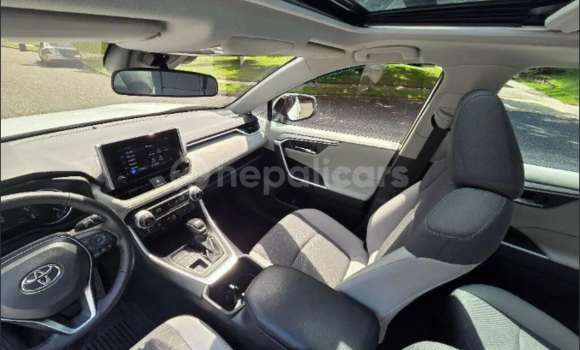 Buy Used Toyota Rav 4 White Car in Banganga in Lumbini province Buy Used Toyota Rav 4 White Car in Banganga in Lumbini province