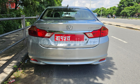 Buy Used Honda City Silver Car in Kathmandu in Bagmati Buy Used Honda City Silver Car in Kathmandu in Bagmati