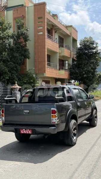 Big with watermark toyota hilux bagmati kathmandu 5940