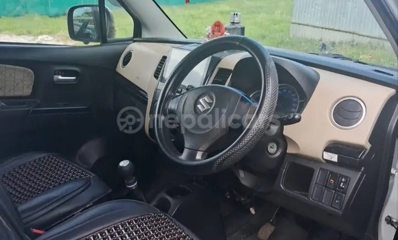 Buy Used Suzuki Wagon-r Silver Car in Lalitpur outside ring road in Bagmati province Buy Used Suzuki Wagon-r Silver Car in Lalitpur outside ring road in Bagmati province