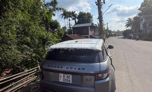 Buy Used Range Rover Evoque Grey Car in Kathmandu in Bagmati Buy Used Range Rover Evoque Grey Car in Kathmandu in Bagmati