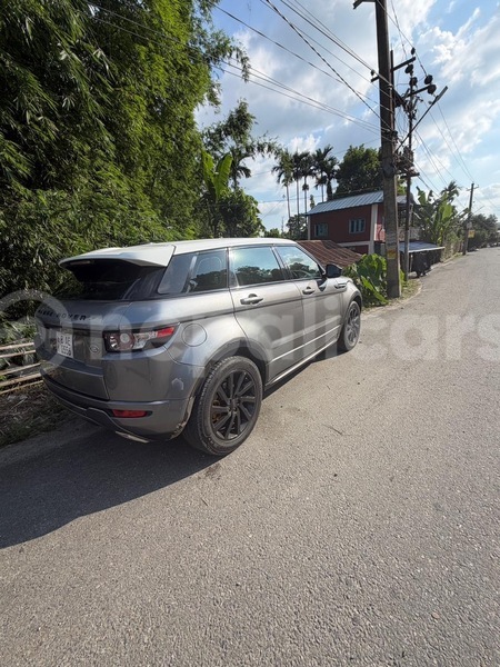Big with watermark range rover evoque bagmati kathmandu 5961