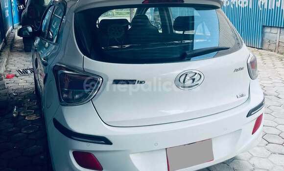 Buy Used Hyundai Grand i10 White Car in Biratnagar in Koshi Buy Used Hyundai Grand i10 White Car in Biratnagar in Koshi