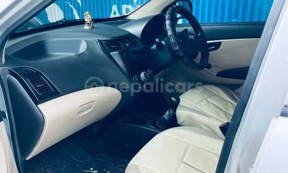 Buy Used Hyundai EON Grey Car in Kathmandu in Bagmati Buy Used Hyundai EON Grey Car in Kathmandu in Bagmati