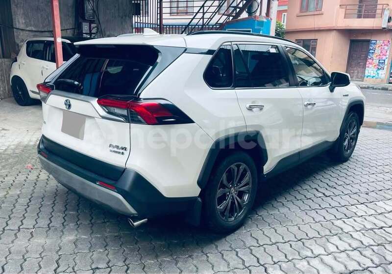 Big with watermark toyota rav 4 bagmati kathmandu 5991