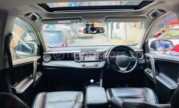 Buy Used Toyota Rav 4 White Car in Kathmandu in Bagmati Buy Used Toyota Rav 4 White Car in Kathmandu in Bagmati