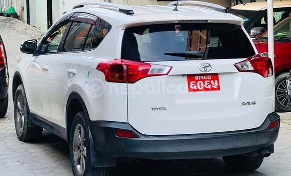 Buy Used Toyota Rav 4 White Car in Kathmandu in Bagmati Buy Used Toyota Rav 4 White Car in Kathmandu in Bagmati
