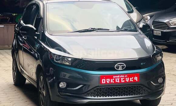 Buy Used TATA Tiago Grey Car in Kathmandu in Bagmati Buy Used TATA Tiago Grey Car in Kathmandu in Bagmati