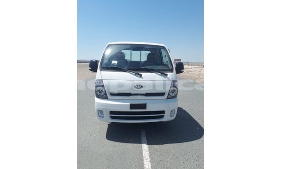 Buy Import Kia Carens White Car in Import - Dubai in Bagmati Buy Import Kia Carens White Car in Import - Dubai in Bagmati