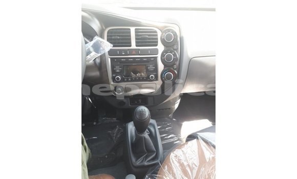 Buy Import Kia Carens White Car in Import - Dubai in Bagmati Buy Import Kia Carens White Car in Import - Dubai in Bagmati