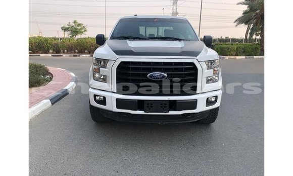 Buy Import Ford Club Wagon White Car in Import - Dubai in Bagmati
