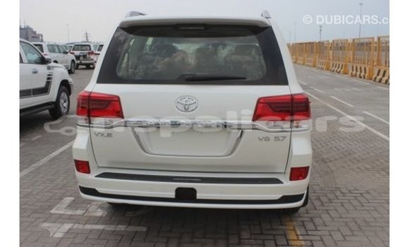 Buy Import Toyota Land Cruiser White Car in Import - Dubai in Bagmati Buy Import Toyota Land Cruiser White Car in Import - Dubai in Bagmati