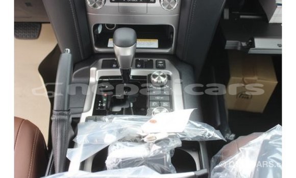 Buy Import Toyota Land Cruiser White Car in Import - Dubai in Bagmati Buy Import Toyota Land Cruiser White Car in Import - Dubai in Bagmati